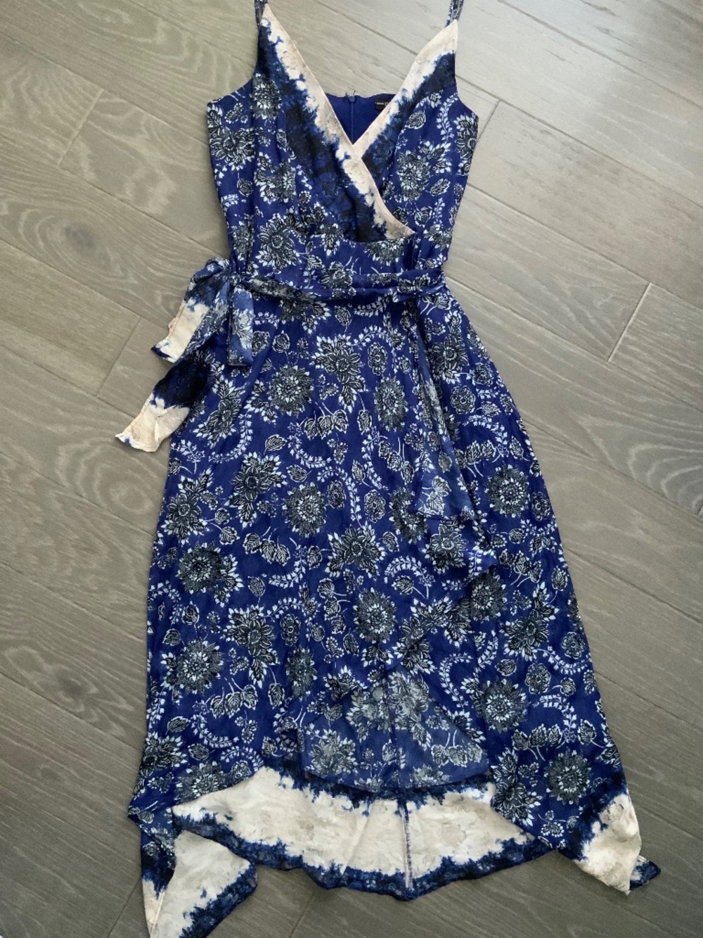 Guess- Summer Dress- Size L